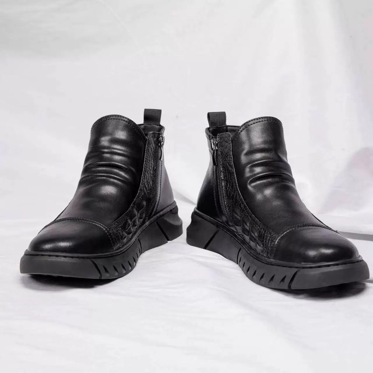 Luxurious Full-Grain Leather Men’s Shoes|All-Weather Comfort & Timeless Style