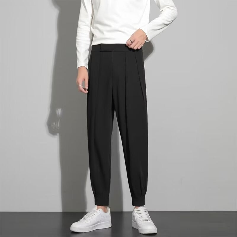 UrbanMotion™ Pleated Taper Pants